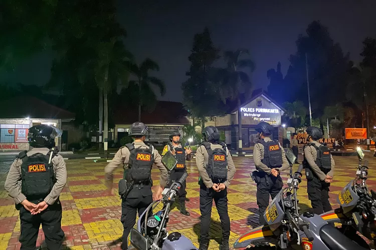 Polres Purwakart gencarkan patroli malam (Herman)