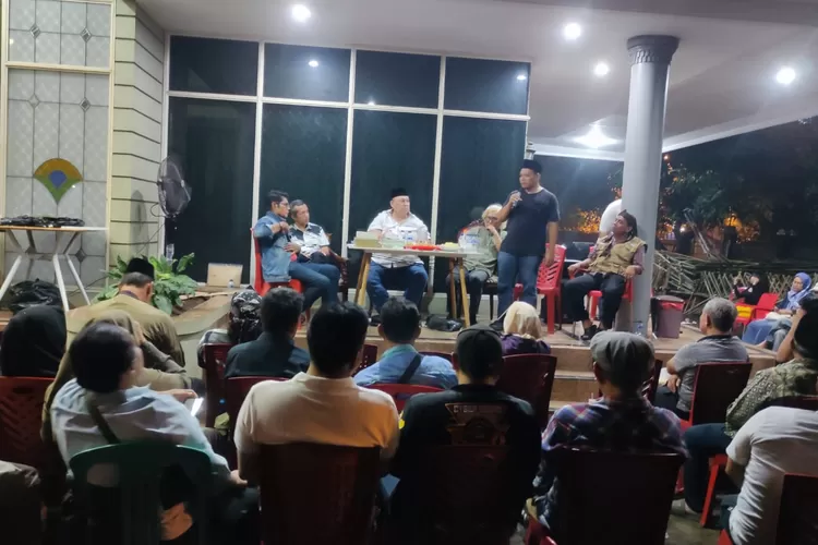 Rutin menggelar Majelis Malam Rabuan, Mochtar Mphamad optimis dapat membumikan Trisakti Bung Karno di Kota Bekasi (Adin)