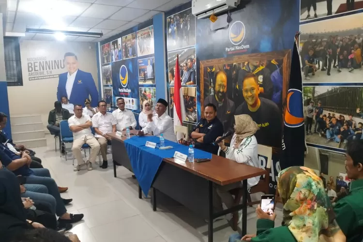 Jajaran pengurus Partai Gerindra dan PKB Kota Bogor mengunjungi kantor DPD Partai Nasdem Kota Bogor. 