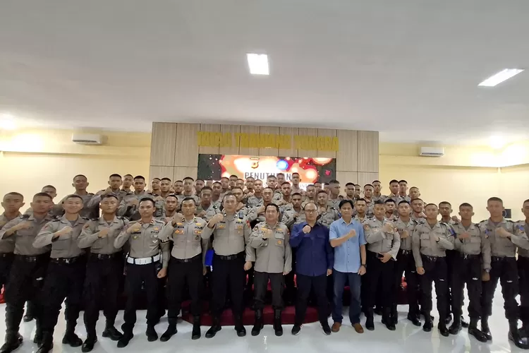 Pelepasan siswa Diktuk Ba Polri SPN Polda Jabar Gelombang 1 diharapkan bisa menjalankan tugas dengan baik