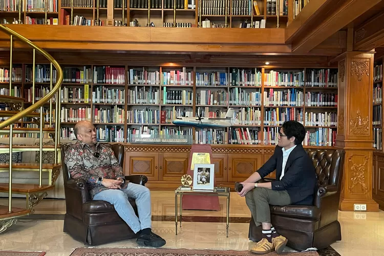 Anak sulung Presiden RI ke-3 almarhum BJ Habibie, Ilham Akbar Habibie menceritakan tentang targetnya di Pilgub Jabar 2024.