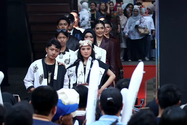 Gelaran Karya Kreatif Jawa Barat (KKJ) dan Pekan Kerajinan Jawa Barat (PKJB) 2024 menghadirkan asa terhadap pertumbuhan Usaha Mikro Kecil dan Menengah (UMKM). (Foto: Istimewa)