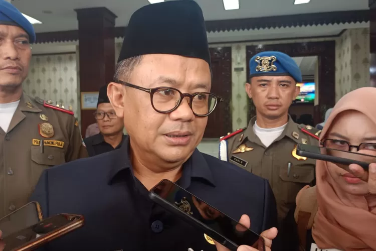 kabar pemberhentian Gani Muhamad sebagai Pj Wali Kota Bekasi mengakibatkan kegaduhan di lingkungan Pemerintah Kota Bekasi (Adien)