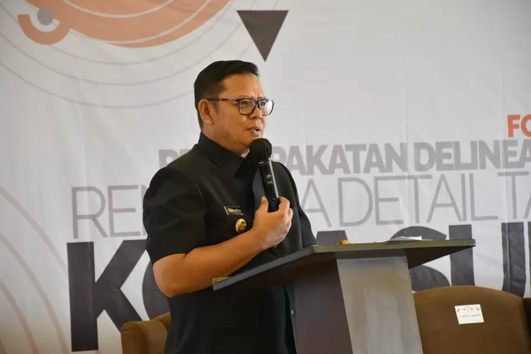Pj Wali Kota Sukabumi Kusmana Hartadji (Satiri)