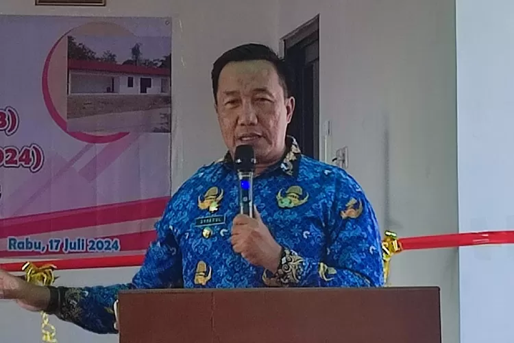 Camat Telukjambe Timur Saepulloh (Herman)