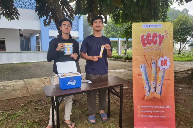 Produk inovatif Mahasiswa IPB meningkatkan gizi anak, yakni EGGY. Terbuat dari telur yang dikembangkan khusus dengan tepung ikan lele (Dok pribadi)