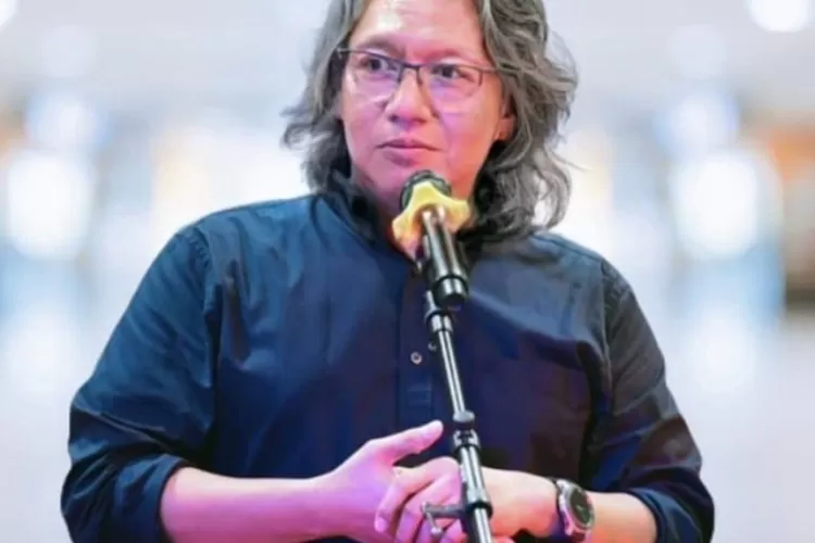 Lewat unggahan di akun Instagramnya, Rektor UII Fathul Wahid meminta seluruh sahabatnya untuk tidak lagi memanggil dirinya dengan panggilan "Profesor".