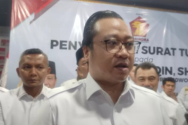 Ketua Koordinator Saksi Nasional DPP Partai Gerindra, Rizaldy D Priambodo mengungkapkan alasan Partai Gerindra memberikan surat tugas ke Jenal Mutaqin maju di Pilkada 2024 Kota Bogor. 