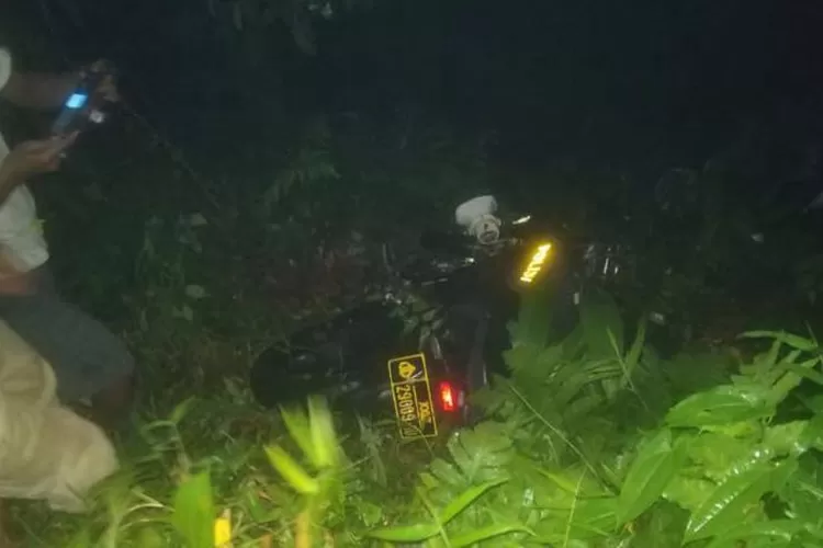 Penemuan motor dinas polisi di semak-semak di wilayah Jasinga, Kabupaten Bogor. (Polres Bogor)