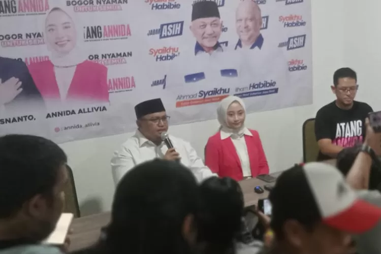 Pasangan Atang Annida janjikan bakal hapus sistem zonasi PPDB jika menangkan Pilkada Kota Bogor 2024 (Ryan/Metropolitan)
