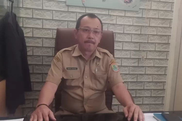 Kabid Administrasi Pemerintahan Desa DPMD Kabupaten Karawang Andry Irawan (Herman)