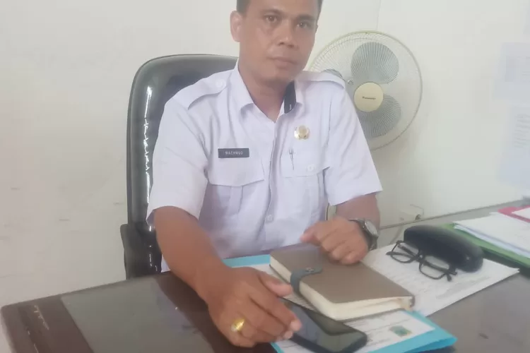 Menurut Kabid Perikanan Tangkap pada Dinas Perikanan Kabupaten Karawang, Machmud (Herman)