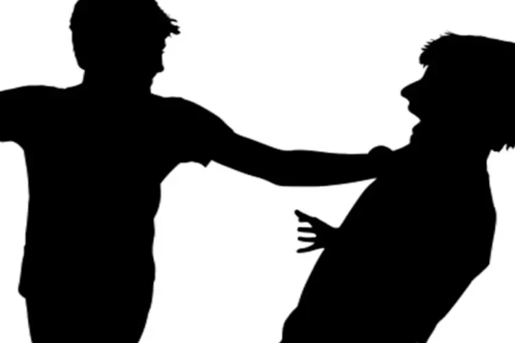 Ilustrasi penganiayaan (Freepik)