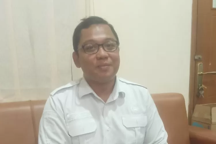 Staf Pelaksana Bidang Sumber Daya Air (SDA) Dinas PUPR Kabupaten Karawang Ade (Herman)