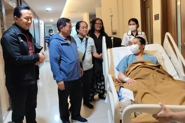 Konsidi terbaru gitaris legendaris Slank, Abdee Negara setelah absen dari acara Pestapora 2024. (Instagram/@triawanmunaf)