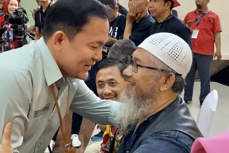 Keakraban Dokter Rayendra bersama mantan Wali Kota Bogor Diani Budiarto. 