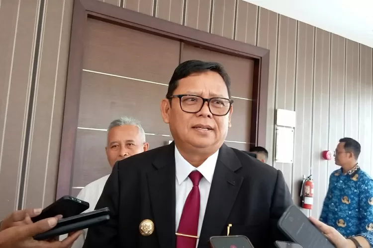 Pj Wali Kota Sukabumi Kusmana Hartadji menegaskan komitmen terhadap pembangunan berkelanjutan dengan RDTR terintegrasi KLHS (Satiri)