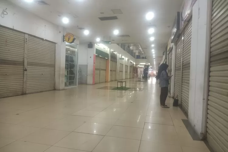 Kondisi Mall Cikampek yang sepi pengunjung (Herman)