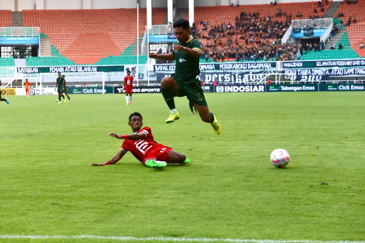Persikabo 1973 kalah dari tamunya FC Bekasi City dengan skor akhir 0-1 dalam laga Lanjutan Liga 2 di Stadion Pakansari Cibinong, Kabupaten Bogor, Sabtu, 12 Oktober 2024. (Fadli/Metropolitan)