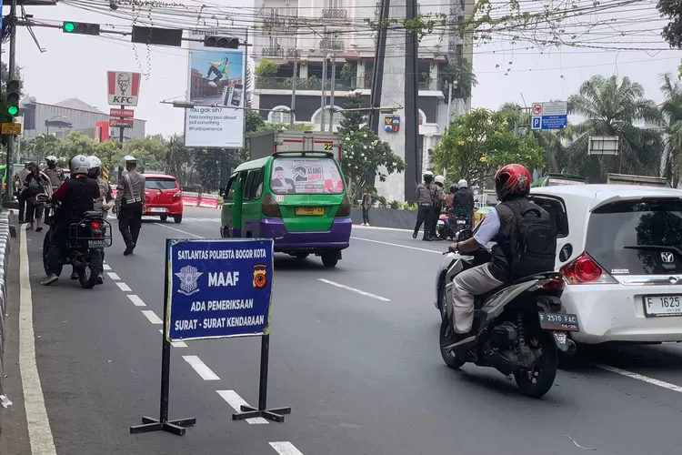 ILUSTRASI - Berikut rute alternatif penutupan dua ruas jalan di Bogor pada Minggu, 12 Oktober 2025, ada Bogor Siliwangi 10K (BS 10K). (Rifal Metropolitan)