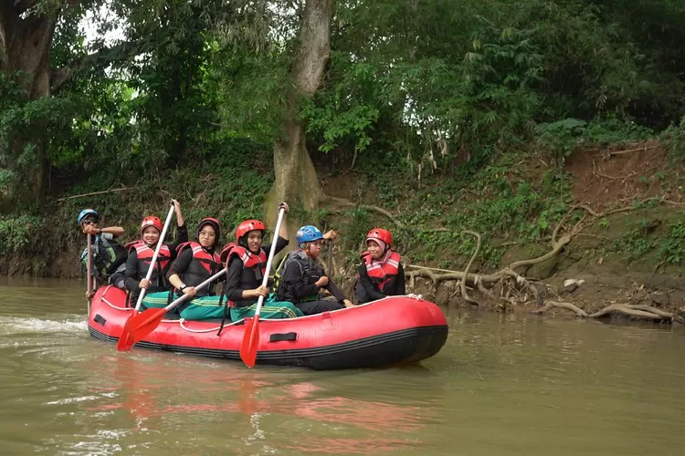 Calon Wali Kota Bekasi Tri Adhianto ingin mengembangkan Sungai Cikeas sebagai sport tourism (Dok pribadi)