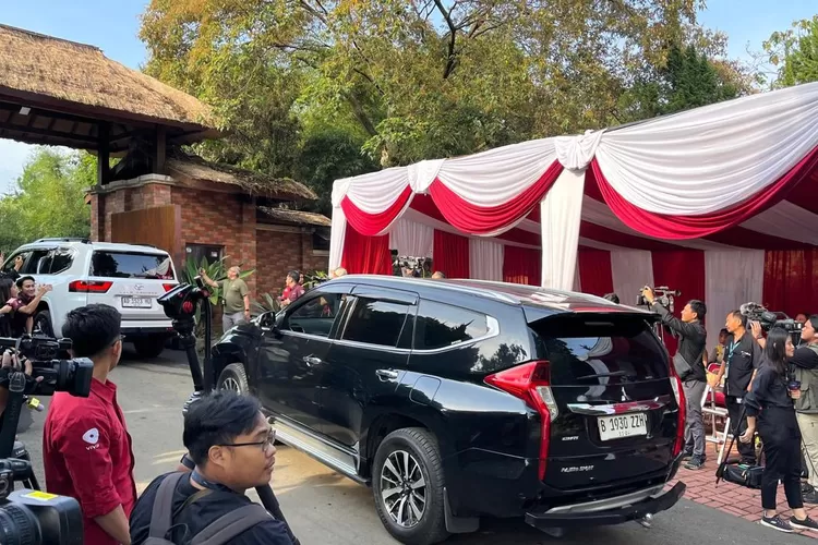 Para calon menteri mulai berdatangan di kediaman Presiden Terpilih Prabowo Subianto di Hambalang, Kabupaten Bogor, Rabu, 16 Oktober 2024. (Ist)