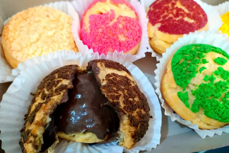 Craquelin, roti lumer di Puncak Bogor yang wajib Anda coba. (Deni)