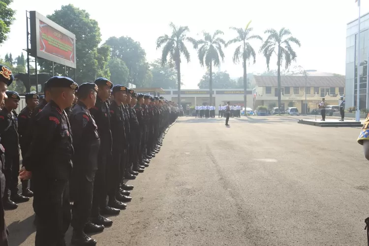 Polres Bogor menggelar apel kesiapan pengamanan jelang pelantikan presiden di halaman Polres Bogor, Sabtu, 19 Oktober 2024. (Polres Bogor)