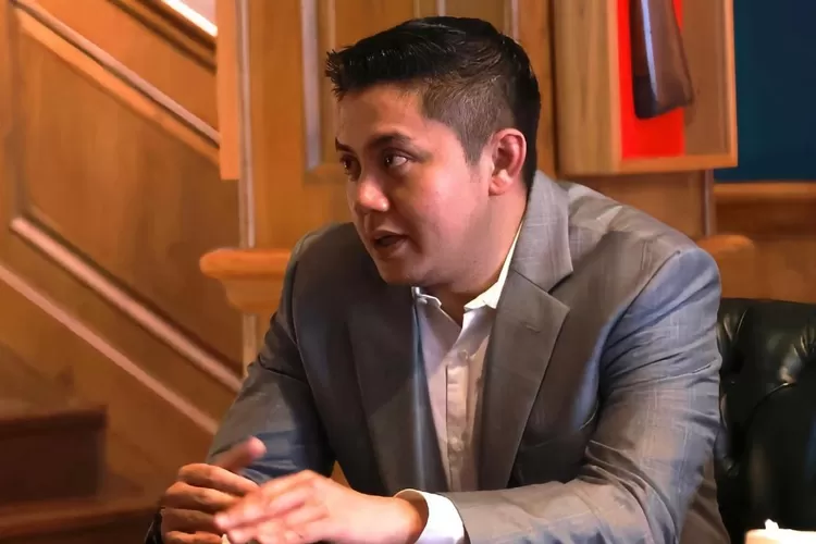 Sekretaris Kabinet (Seskab) Teddy Indra Wijaya. (Instagram/@tedsky_89)