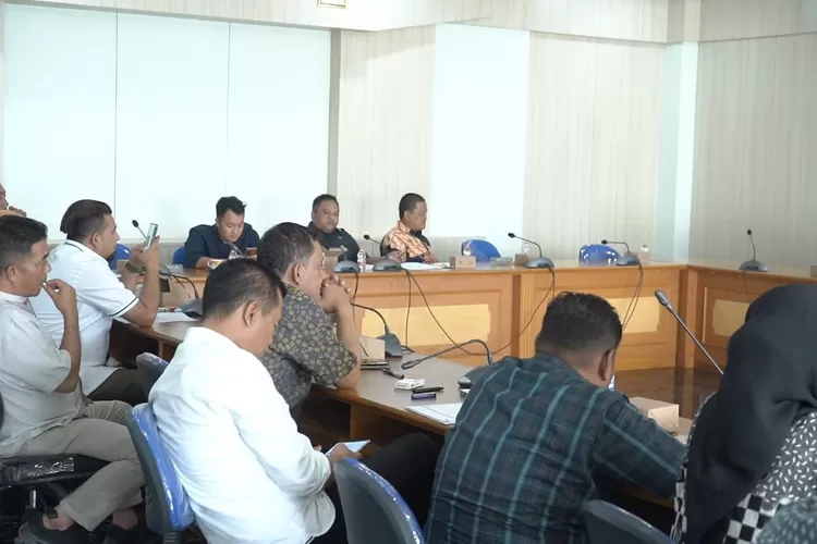 DPRD Kabupaten Sukabumi teken RAPBD tahun anggaran 2024 yang akan fokus pada pembangunan infrastruktur (Indra)