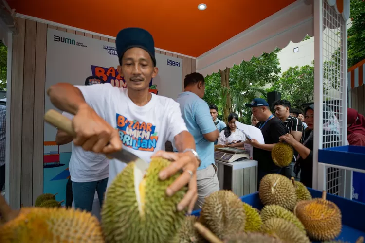 Ahmad Baehaqi, Ketua Kelompok Klaster Durian Lemahabang, Pekalongan. 