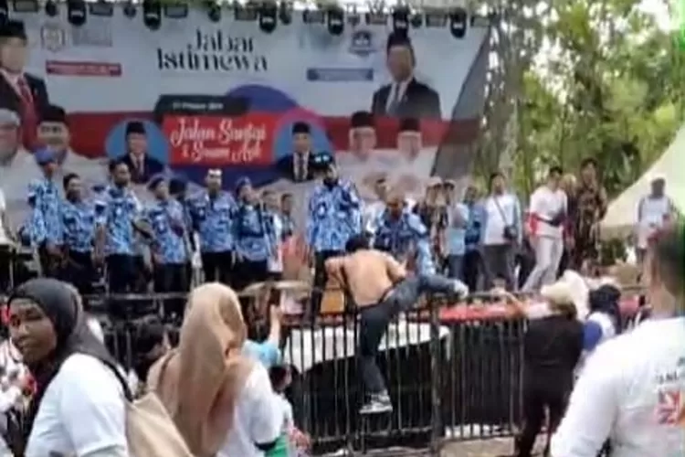 Acara jalan santai bareng Paslon Iyos Somantri - Zainul di Kabupaten Sukabumi rupanya berakhir ricuh gegara pria ngamuk (Istimewa)