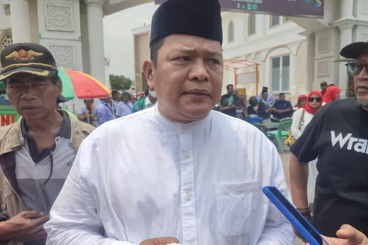 Calon Bupati Karawang nomor urut 1 Acep Jamhuri. (Herman)