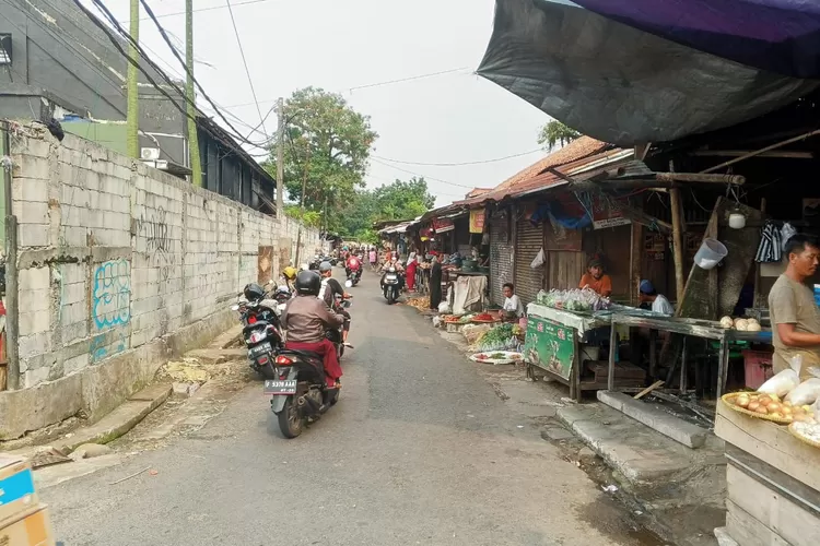 Kios dan lapak di sekitar Jalan Merdeka, Kota Bogor, yang bakal dibongkar Satpol PP (Rifal/Metropolitan)