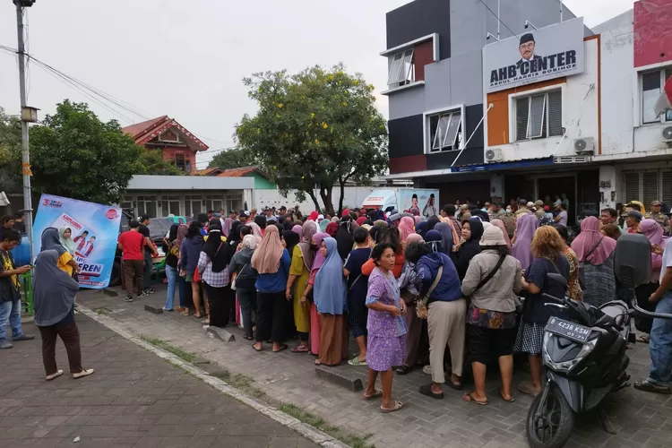Warga Kota Bekasi antusias menyambut program pasangan Ridho (Tri Adhianto-Harris Bobihoe) (dok pribadi)