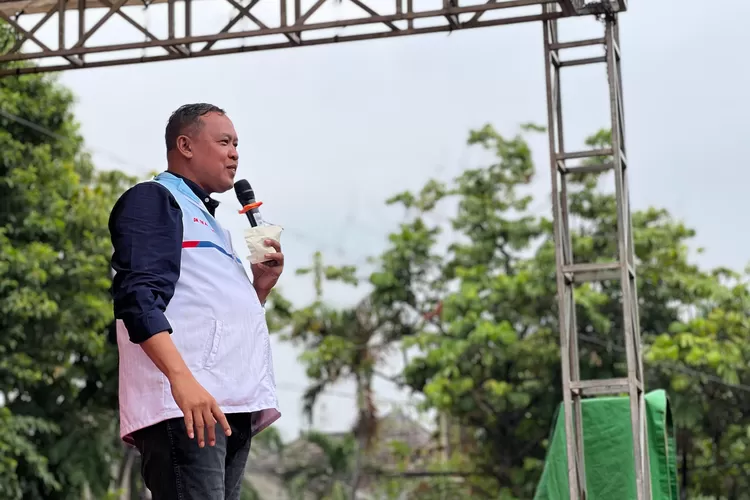 Pada deklarasi dukungan Relawan Go-Tri yang penuh haru, Calon Wali Kota Bekasi Tri Adhianto mengenang awal perjuangan (Dok pribadi)