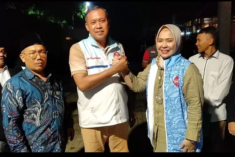 Secara mengejutkan, kader PPP Kota Bekasi melepas atribut dan mengalihkan dukungan buat Tri Adhianto - Harris Bobihoe di Pilkada 2024 (dok pribadi)