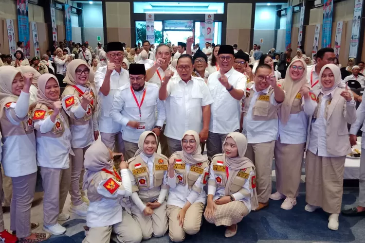 DPD Gerindra Jawa Barat menegaskan kader tidak main dua kaki di Pilkada 2024, Calon Wali Kota Sukabumi Achmad Fahmi pun mengucap syukur (Satiri)