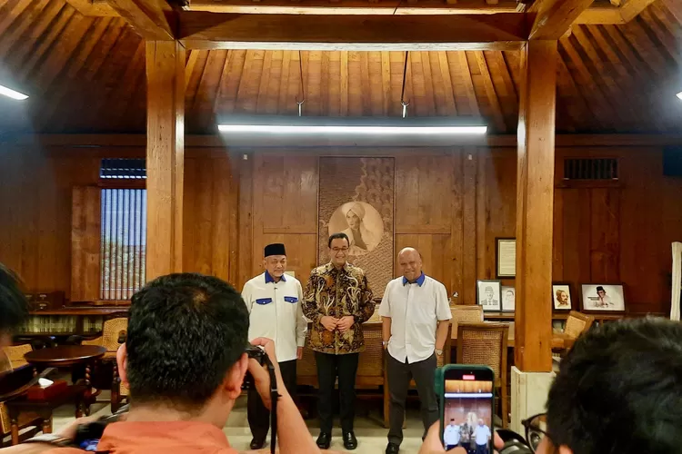 Pertemuan Anies Baswedan dengan pasangan Ahmad Syaikhu - Ilham Habibie di kawasan Lebak Bulus, Jakarta Selatan, Kamis, 14 November 2024. (Ist)