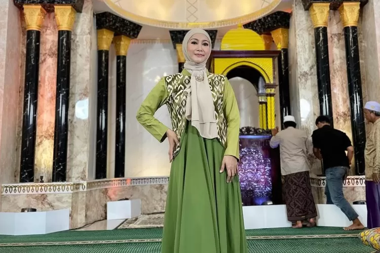 Pedangdut Ira Swara. (Instagram/@iraswara )