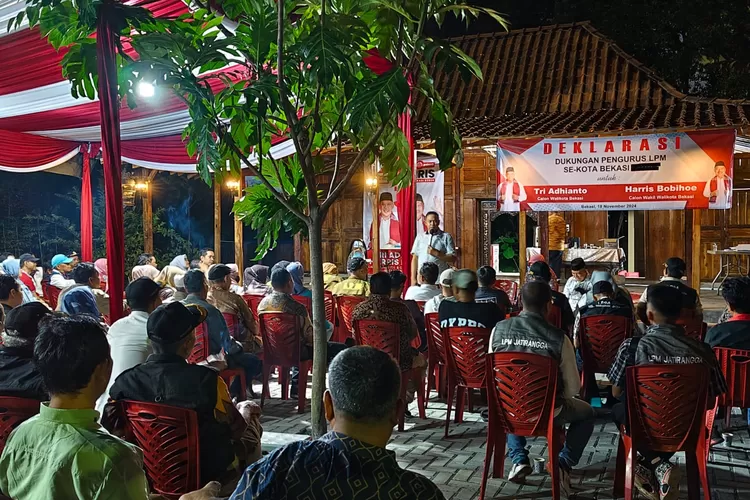 Memberikan dukungan, ratusan LPM Kota Bekasi kompak mendukung calon wali kota Tri Adhianto Menangkan Pilkada Kota Bekasi 2024 (istimewa)