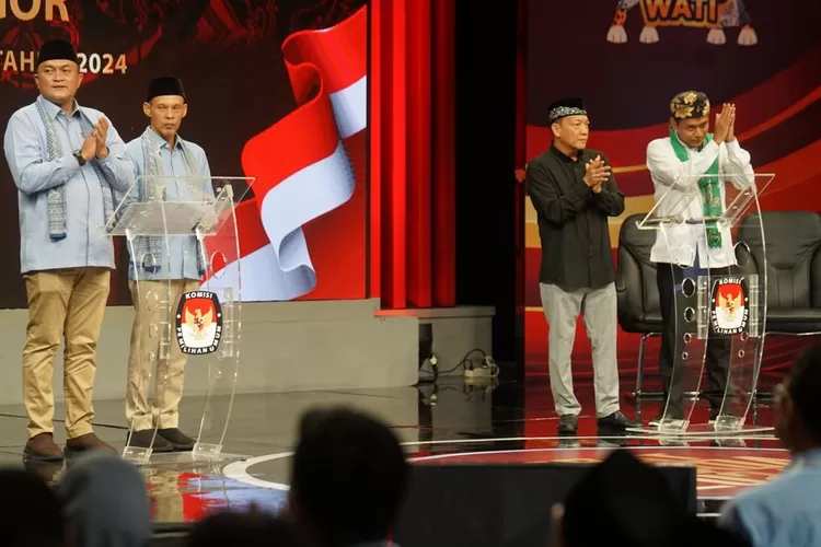 Debat kedua calon bupati dan wakil bupati Bogor 2024 yang digelar KPU Kabupaten Bogor di Jakarta Barat, Selasa, 19 November 2024 malam. (Arifin/Metropolitan)