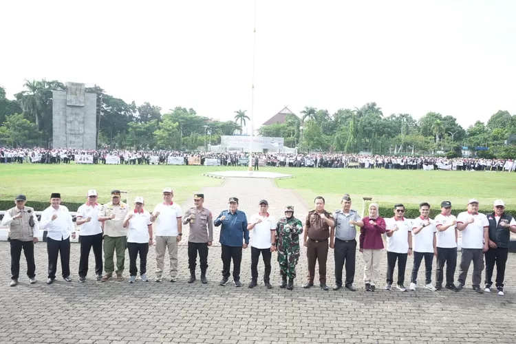 Apel Siaga Pengawasan Masa Tenang, Pemungutan, dan Perhitungan Suara Pilkada 2024 yang digelar Bawaslu Kabupaten Bogor di Lapangan Tegar Beriman Cibinong, Minggu, 24 Agustus 2024. (Diskominfo)