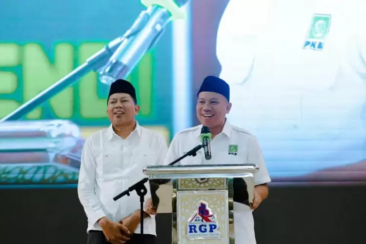 Vicky Prasetyo yang mencalonkan diri sebagai Bupati Pemalang dalam Pilkada 2024. (Instagram/@vickyprasetyo777)