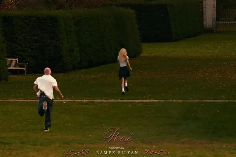 Video musik terbaru Rose BLACKPINK berjudul "Toxic Till The End". (Instagram/@roses_are_rosie)