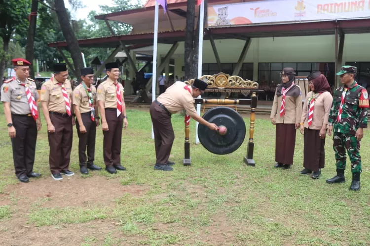 Pembukaan Raimuna Cabang Kabupaten Bogor tahun 2024 yang digelar Kwarcab Kabupaten Bogor di Bumi Perkemahan Cimandala, Sukaraja, Rabu, 18 Desember 2024. (Diskominfo)