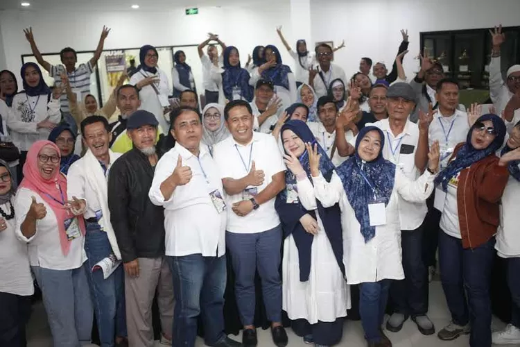 Rizki Bombom terpilih menjadi Ketua Umum Paguyuban PAGER AWI 3 Kota Bogor 2025-2030 secara aklamasi, dapat dukungan semua angkatan alumni (ist)