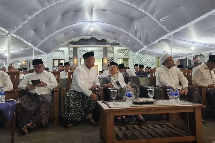 Menteri ATR/BPN Nusron Wahid saat menghadiri Haul ke-67 KH Raden Asnawi di Kudus, Jawa Tengah, Jumat, 27 Desember 2024 malam. (Ist)