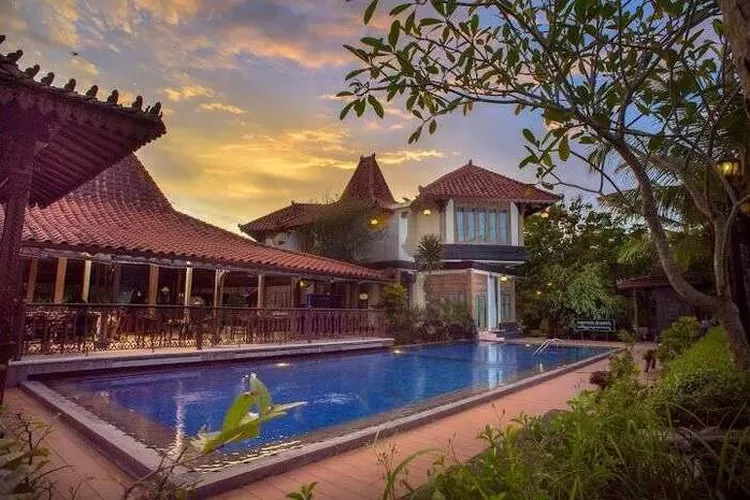 Salah satu rekomendasi resort di Sleman dengan nuansa etnik untuk Staycation saat Akhir Tahun yaitu Java Village Resort. (Google Maps)