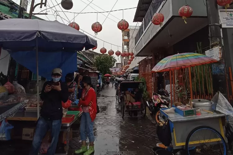 Rekomendasi wisata kuliner viral dan murah meriah di Pasar Lama Tangerang (Instagram @clayyc_)